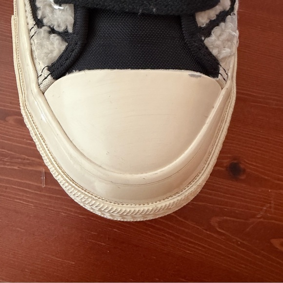 Converse All Star Teddy Bear High Tops Size 9 - Picture 6 of 6